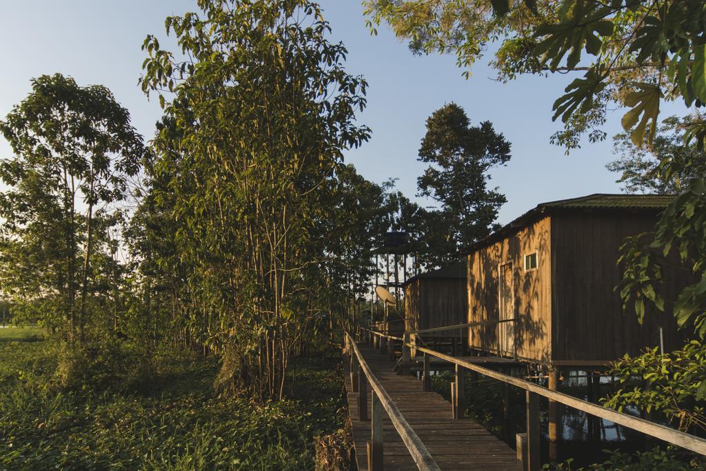 Amazon Arowana Lodge Careiro Exterior foto